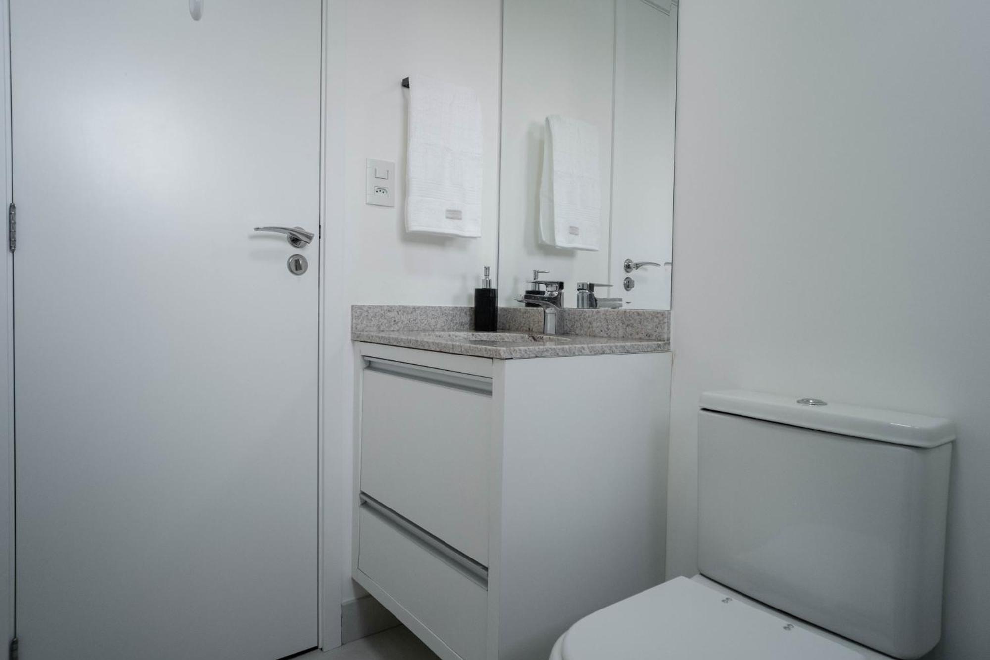 Yume Vitrali Studios Apartment